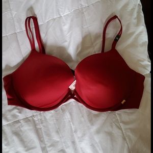 New Victoria Secret bra